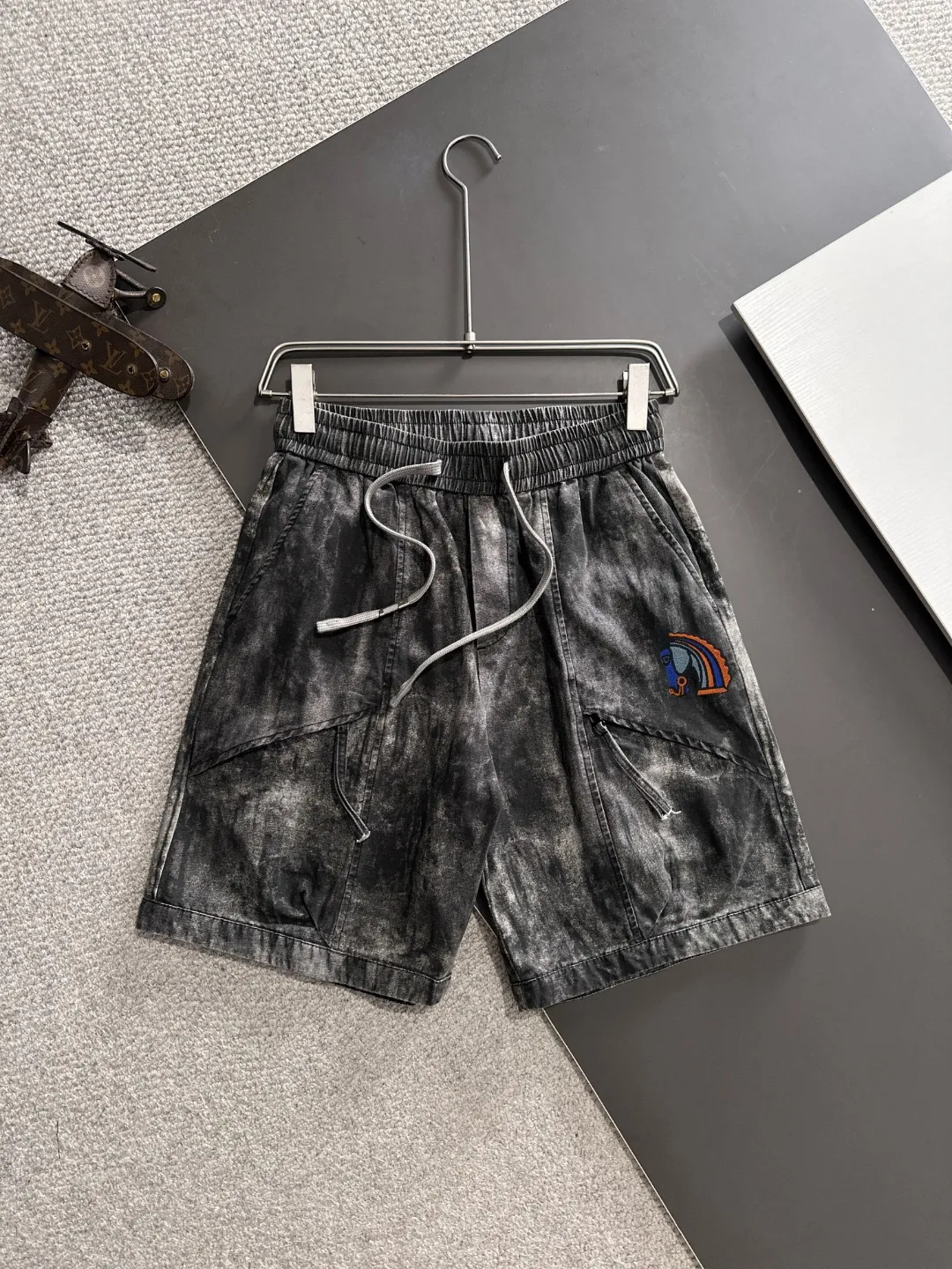 Premium 2025 New Arrival ， Breathable ， ， ， Quality。 ！ ， ！Sizes：M-4XL